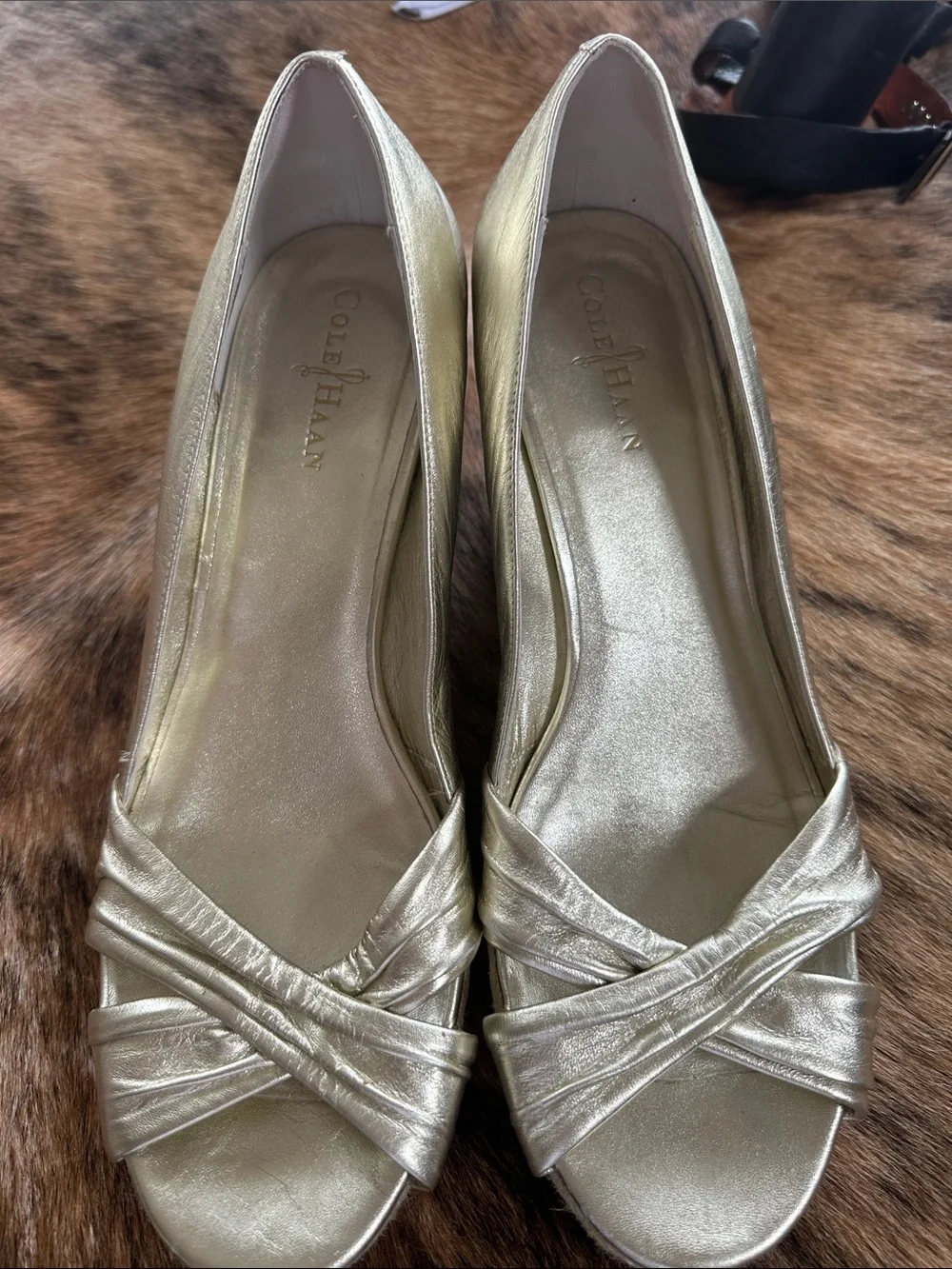 Cole Haan Women's Metallic Gold Crisscross Peep-Toe y 2.5” Wedge Heels, 11B NWOT